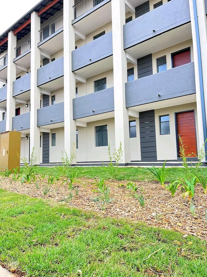 Ext 21 (the boulders complex) flat for rental  in Fleurhof