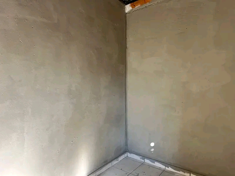 A big room in size of garage 1500 and once of  in Mapetla