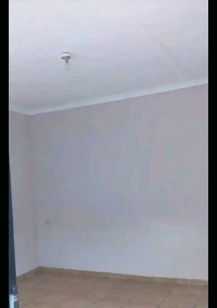 Room available to rent ext7b r800 call or wat  in Orange Farm
