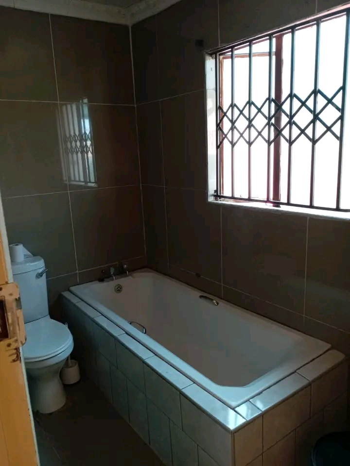 This house is located in a quiet and friendly  in Kempton Park