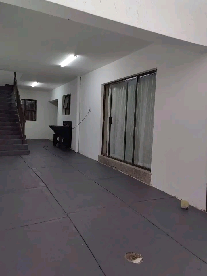 Room available the rent is r1400 per month ex  in Zola