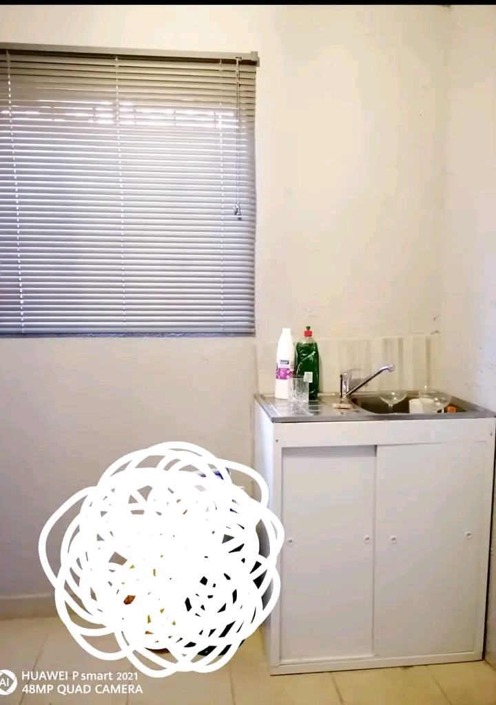Bachelor room available in ext 26 for  r2500.  in Clayville
