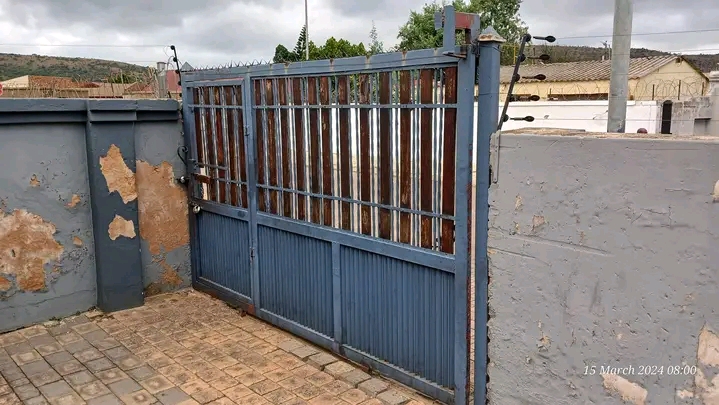 Spacious room available in west d3..parking a  in Mamelodi