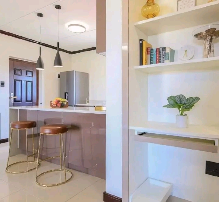 2 bedroom apartment to let 
r13,000 pm
bran  in Blue Hills