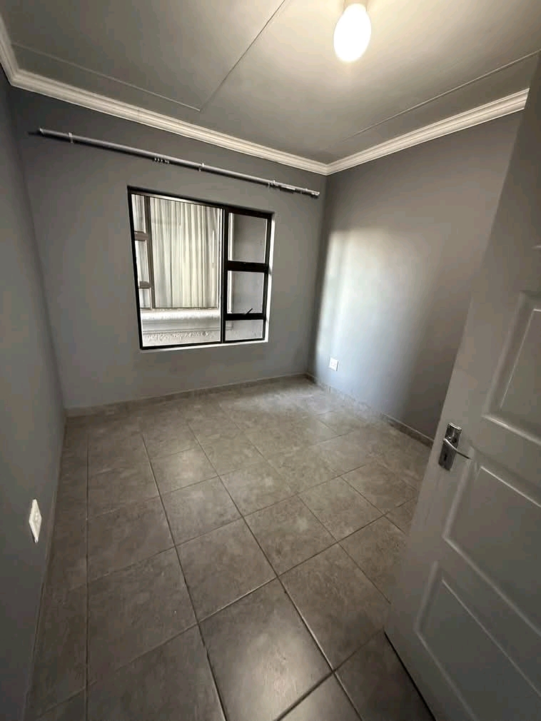 One (1) bedroom apartment available for renta  in Clayville