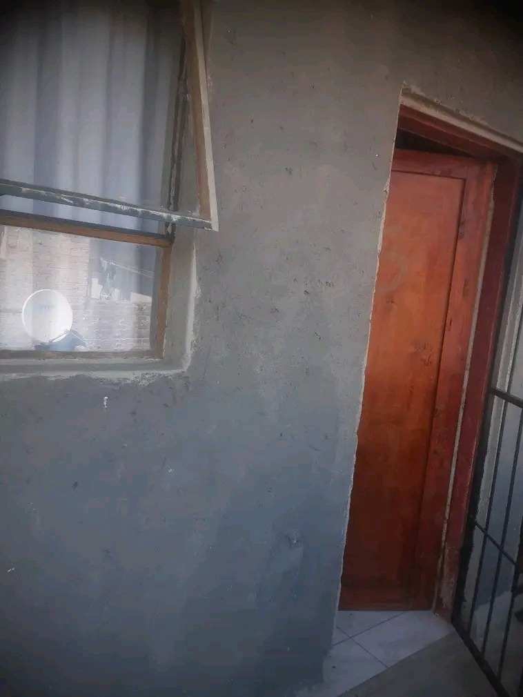 Room will be available tomorrow morning at nu  in Diepkloof