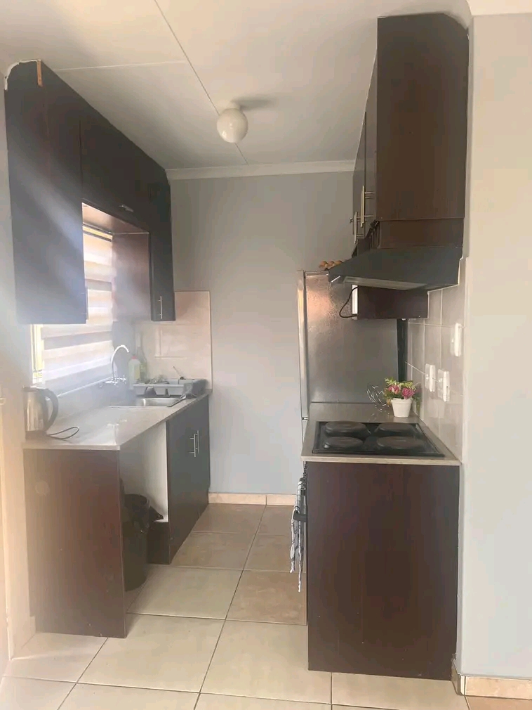 2 bedroom house  to rent ext 8
own yard not   in Cosmo City