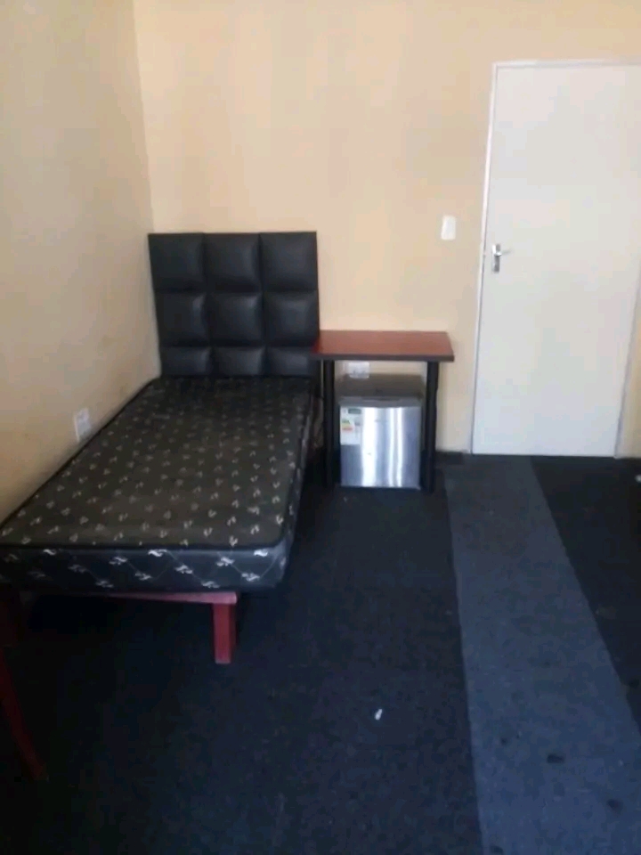 Affordable rooms to rent in goldman street. i  in Florida