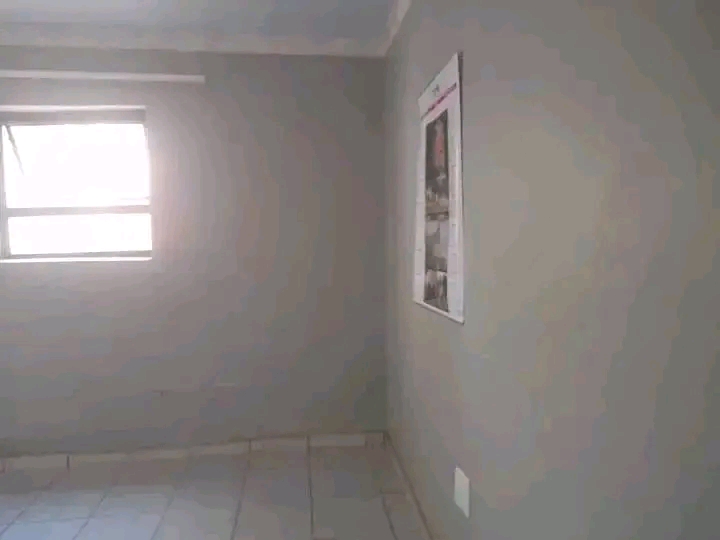 2 bedroom cottage to let in highland road joh  in Kensington