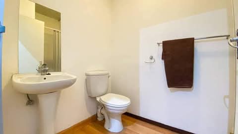 Bachelor for rental for more call/whatsapp  in Marshalltown