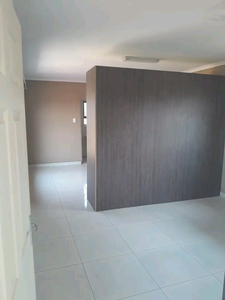 Bachelor s cottage in ext 4 💯
*rent : 480  in Norkem Park