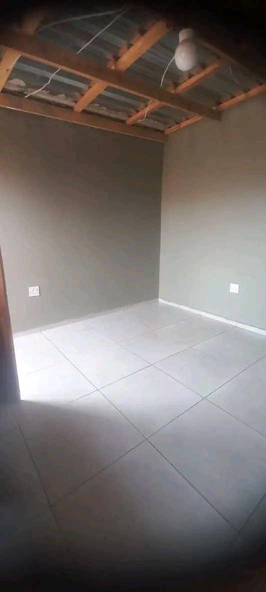 Rooms for rental at r1300 at lufhereng extens  in Lufhereng