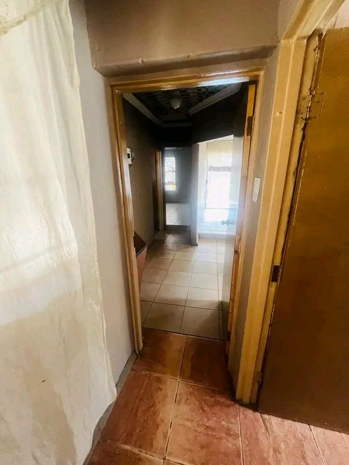 2 bedroom house/apartment is available immedi  in Mamelodi
