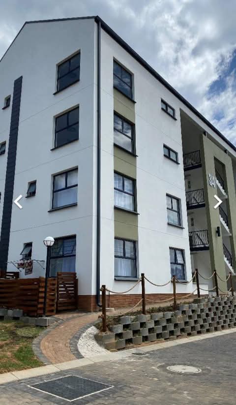 1 bedroom 1 bathroom apartment located in lin  in Sandton