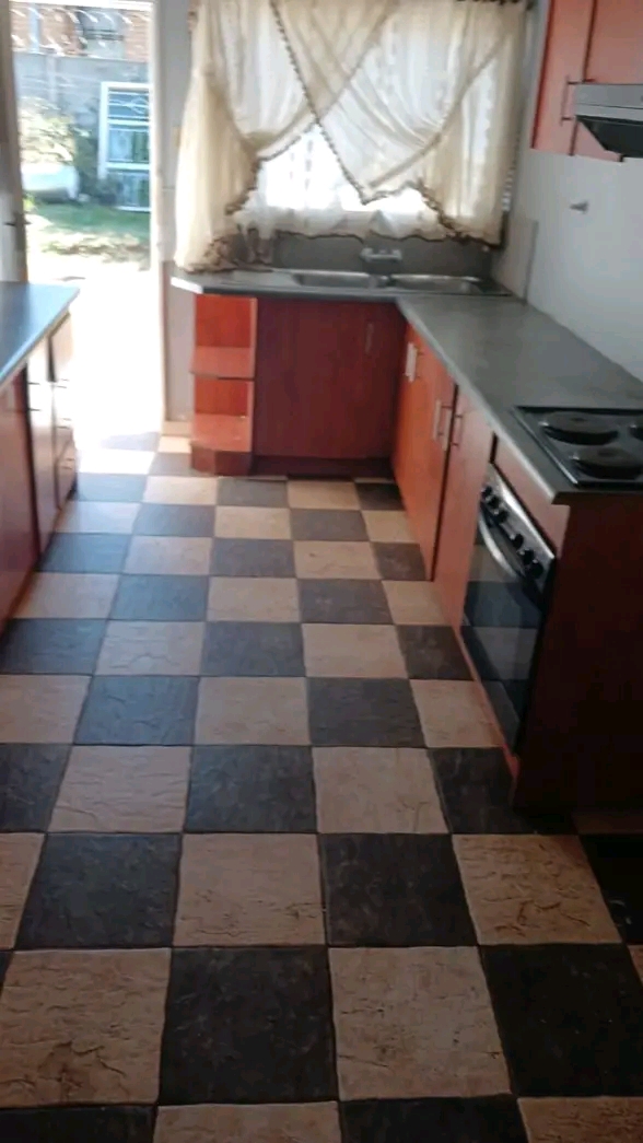 - 2 bedroom house available to rental at zone  in Pimville