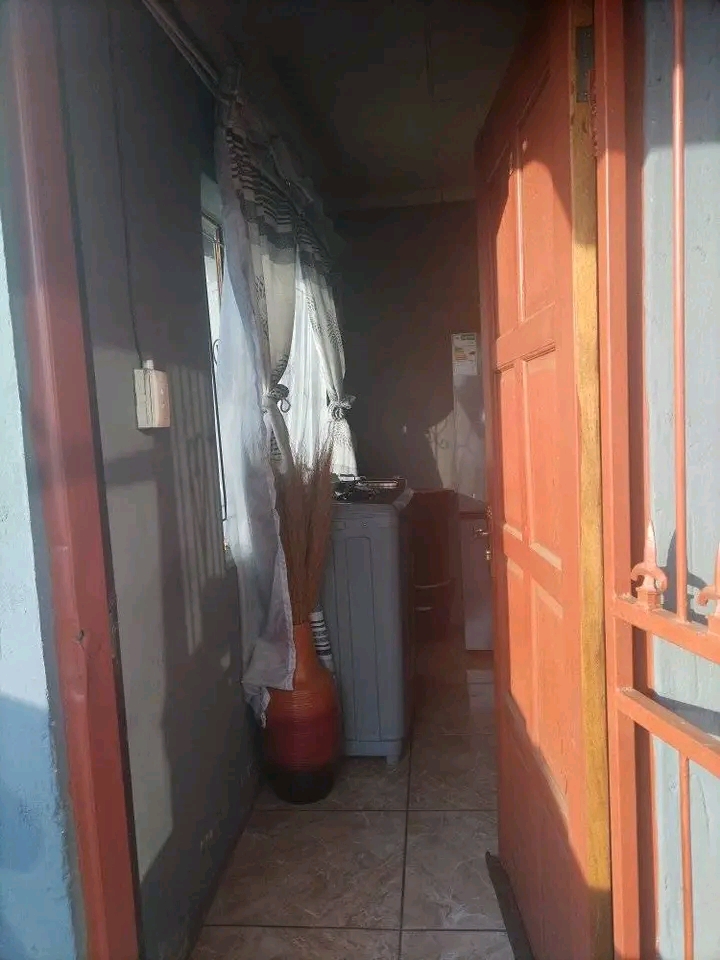 1 bedroom cottage available in basothong for   in Vosloorus