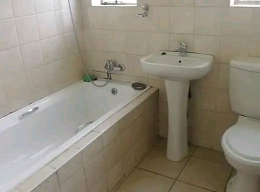 Pimville zone 2 3 bedroom house for rent in s  in Pimville