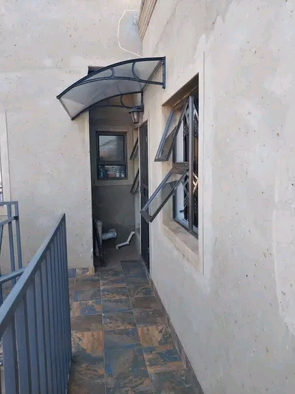1bedroom with ensuite bachelor apartment is a  in Doornkop