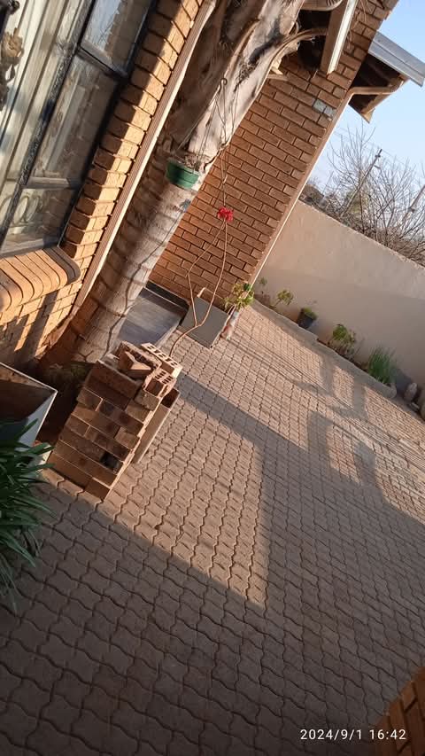 Room available ext 3
next to ebomini primary  in Ivory Park