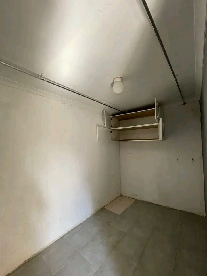 1 bedroom cottage for rental r4500 effective   in Primrose