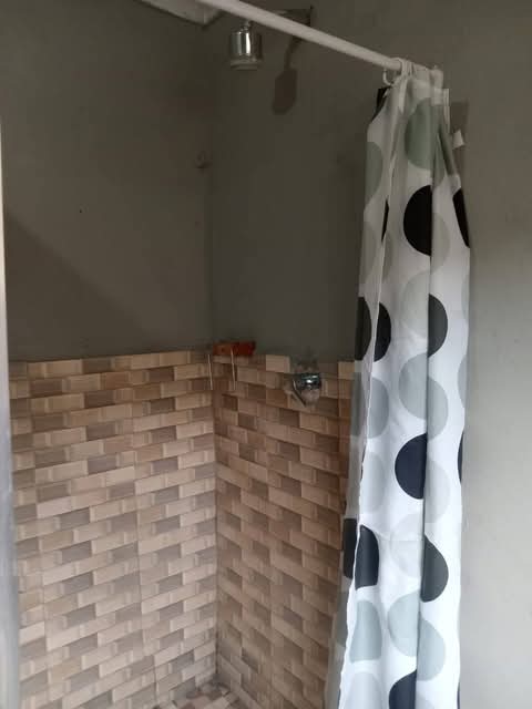 Apartment available at ext 25 going for r2500  in Vosloorus