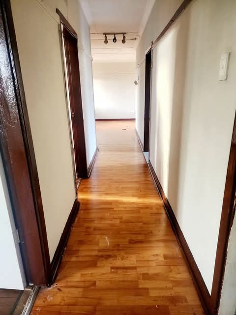3 bedroom house to let preferably a family or  in Primrose east