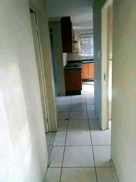2 bedroom house -with 3 outside rooms -to ren  in Rabie ridge
