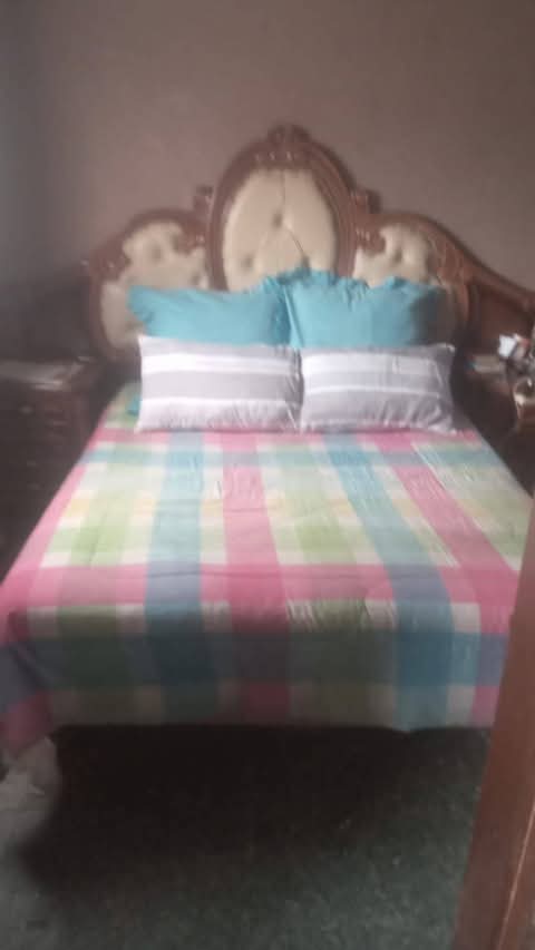Room available in zone 14 near roma church
f  in Sebokeng