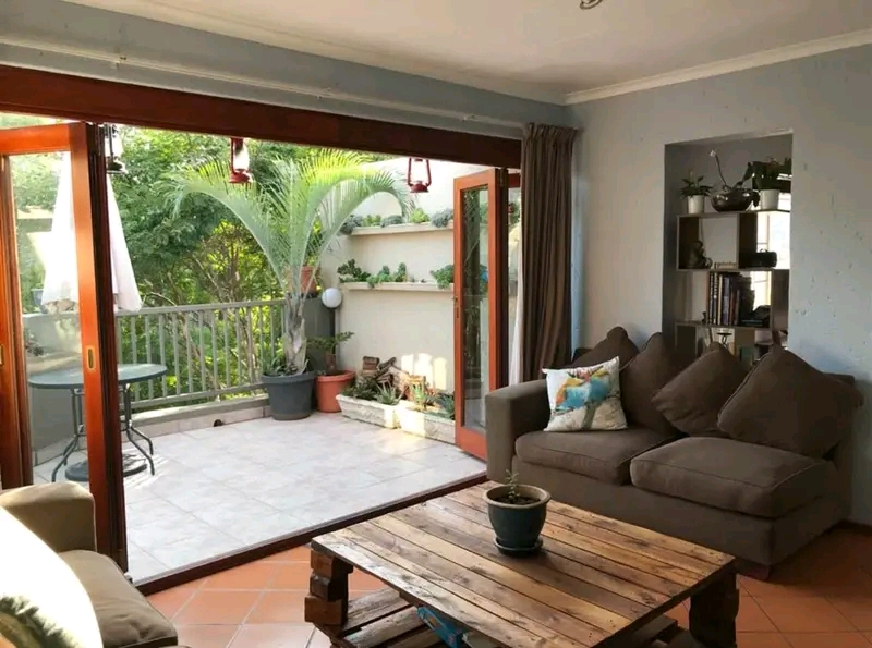 Spacious, double volume 3 bedroom, 2 bathroom  in Sandton