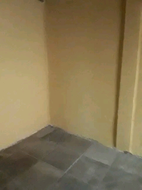 Ensuite double room ext2 upper side of sasol   in Braamfischer