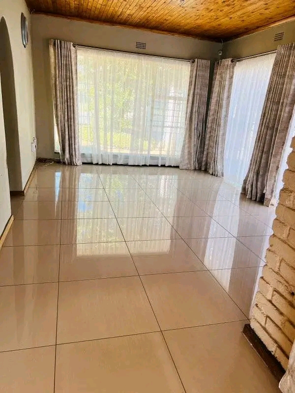 4 fitted bedrooms house, main bedroom with en  in Norkem Park