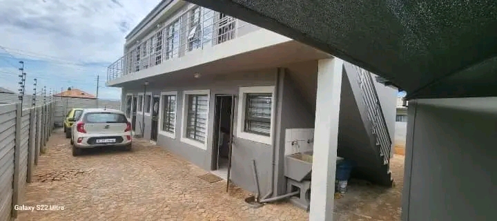 1 bedroom cottage apartment available for ren  in Protea Glen