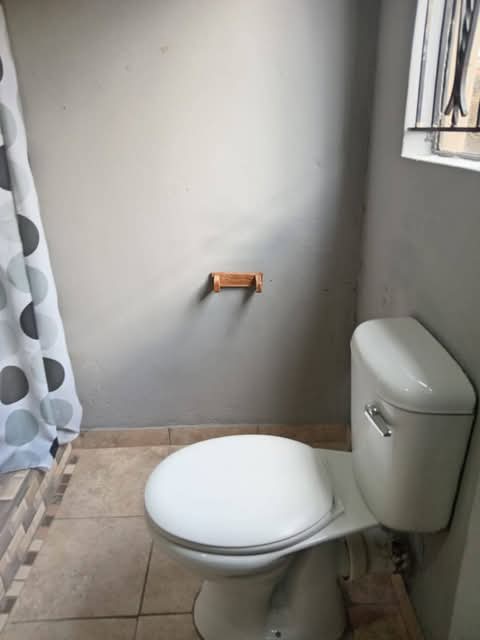 Apartment available at ext 25 going for r2500  in Vosloorus