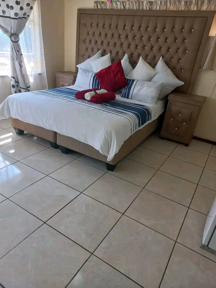 Good news in town, at 26 zea avenue arcon par  in Vereeniging