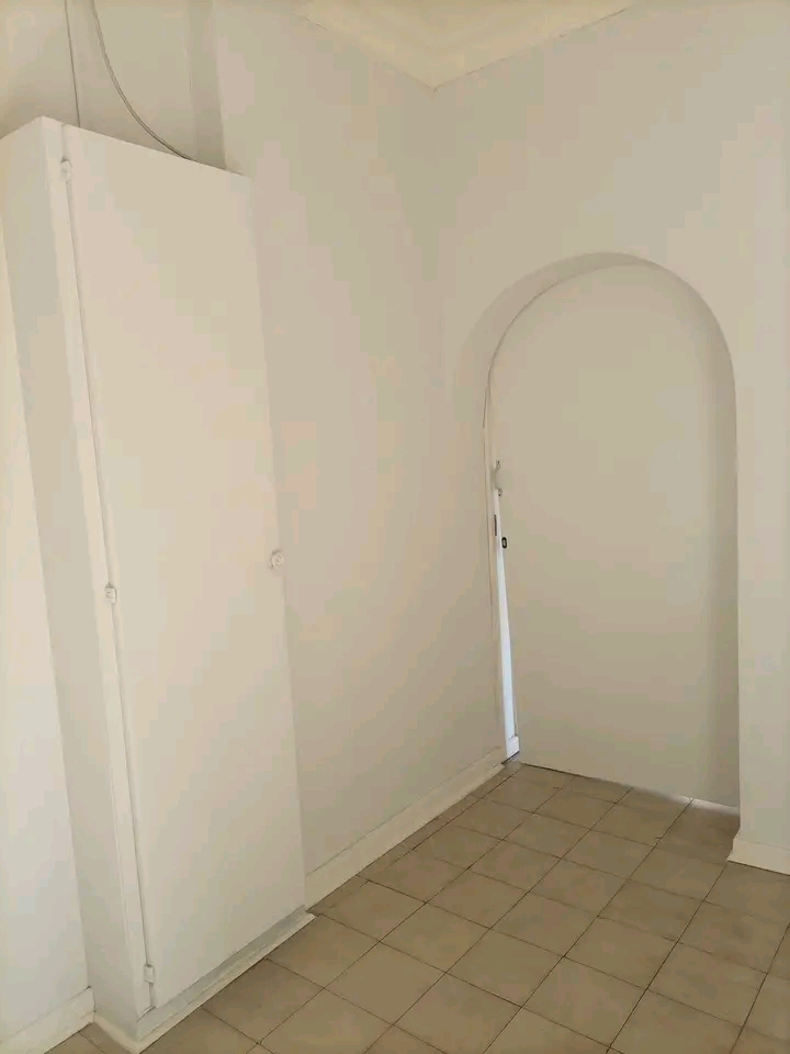 Rooms available at 46 pandora rd in a very be  in Kensington