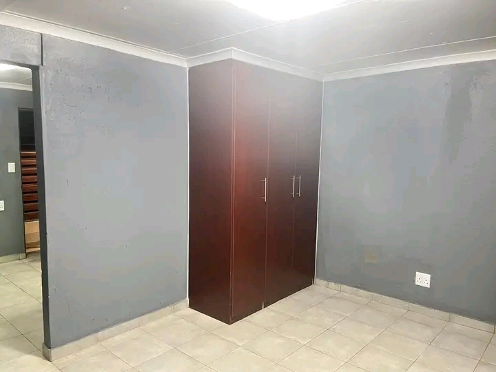1 bedroom cottage available to rent at ext 14  in Vosloorus