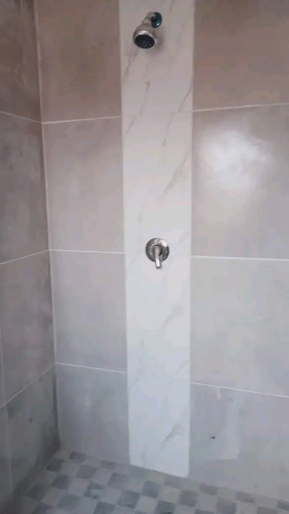 1 spacious bedroom cottage available, kitchen  in Kempton Park