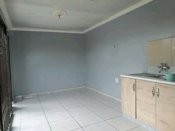 Area : naturena ext 20

open plan lounge an  in Naturena