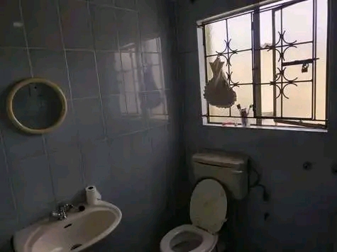Two bedroom house available in marimba for 48  in Vosloorus