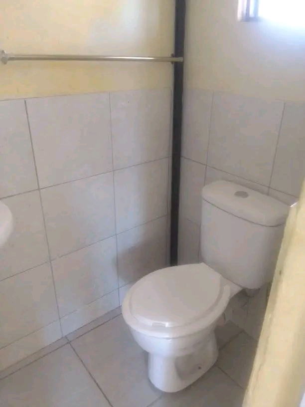 Bachelor available in  ex1 for 3000 including  in Rabie ridge