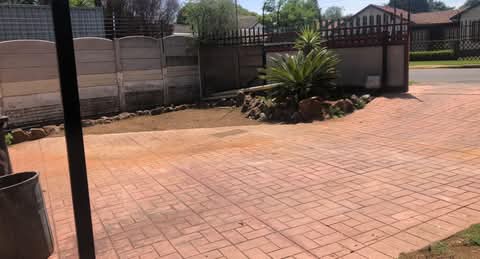 Full house 3 bedroomed for rental it covers e  in Birchleigh