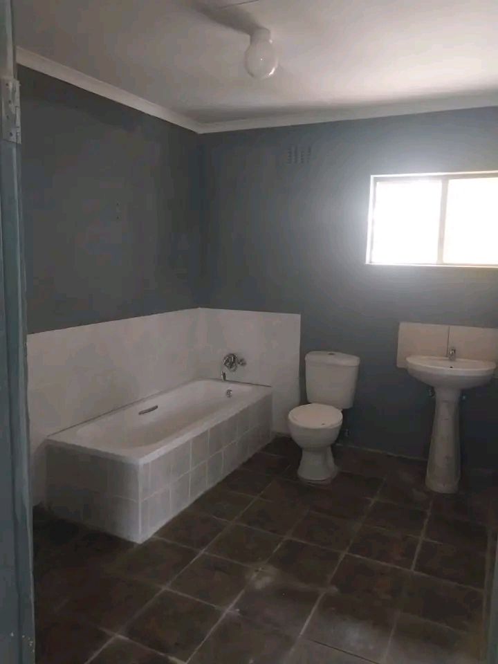 1 bedroom flat available for rental at 
 kem  in Birchleigh North