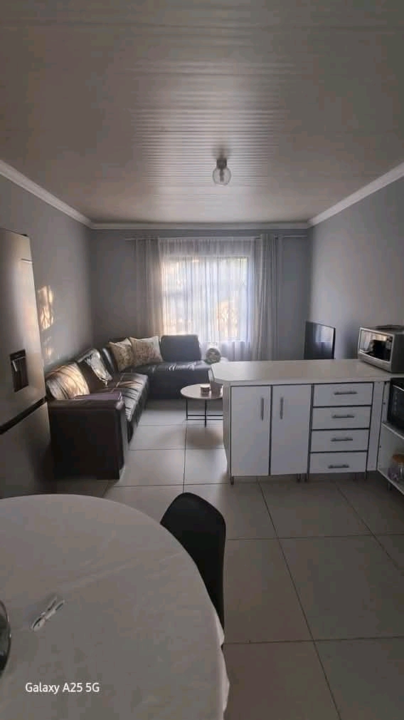 Accomodation/ cottage for rental in morehill   in Benoni