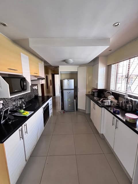 3 bedroom house with fitted kitchenette with   in Rabie ridge