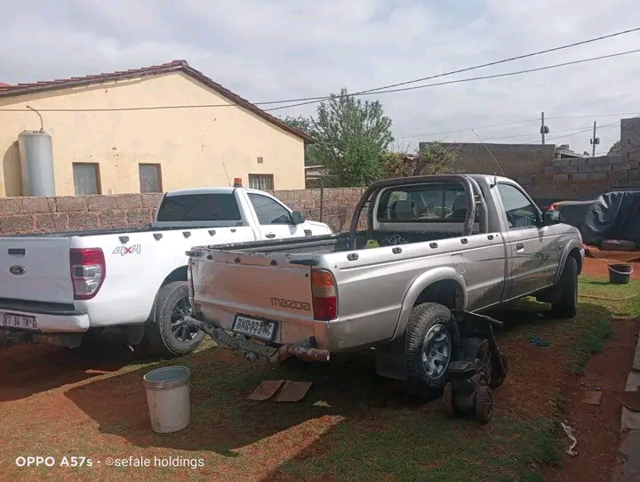 Available for hire local around joburg and lo  in Johannesburg