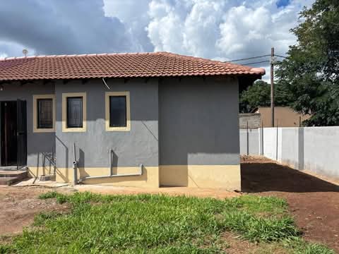 3 bedroom stand alone in ext 33 immediately a  in Clayville