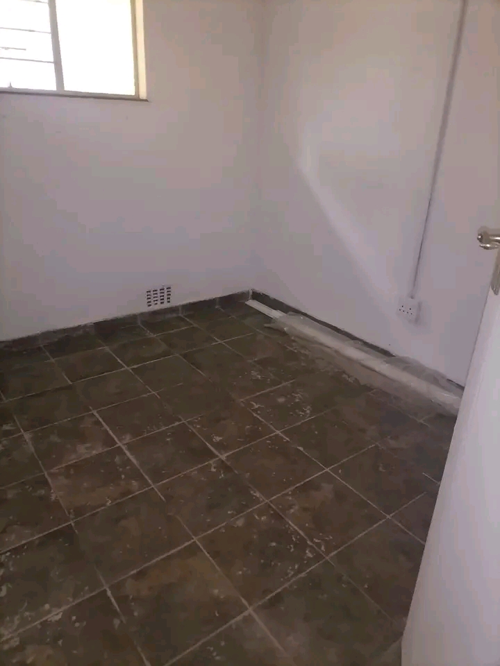 1 bedroom flat available for rental at 
 kem  in Birchleigh North