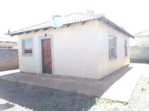 Lovely property for rental
negotiable r4000   in Lufhereng