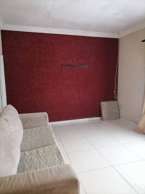 To rent in ext 5. 
3 bedrooms with bics.
1   in Ennerdale