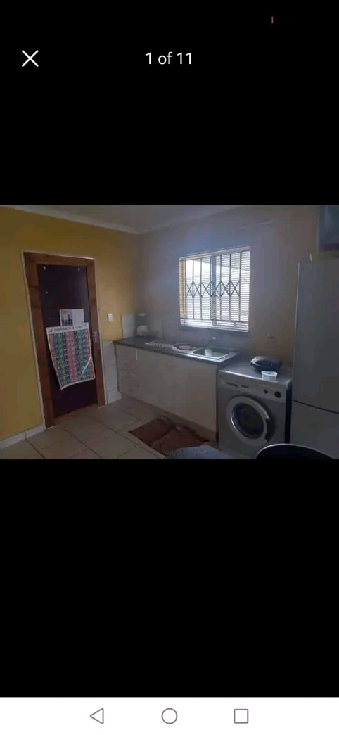 Stand alone house available to rent at x 20�  in Windmill Park